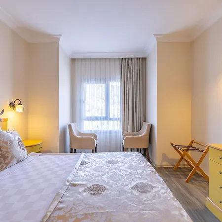 Roseira 4* Milas
